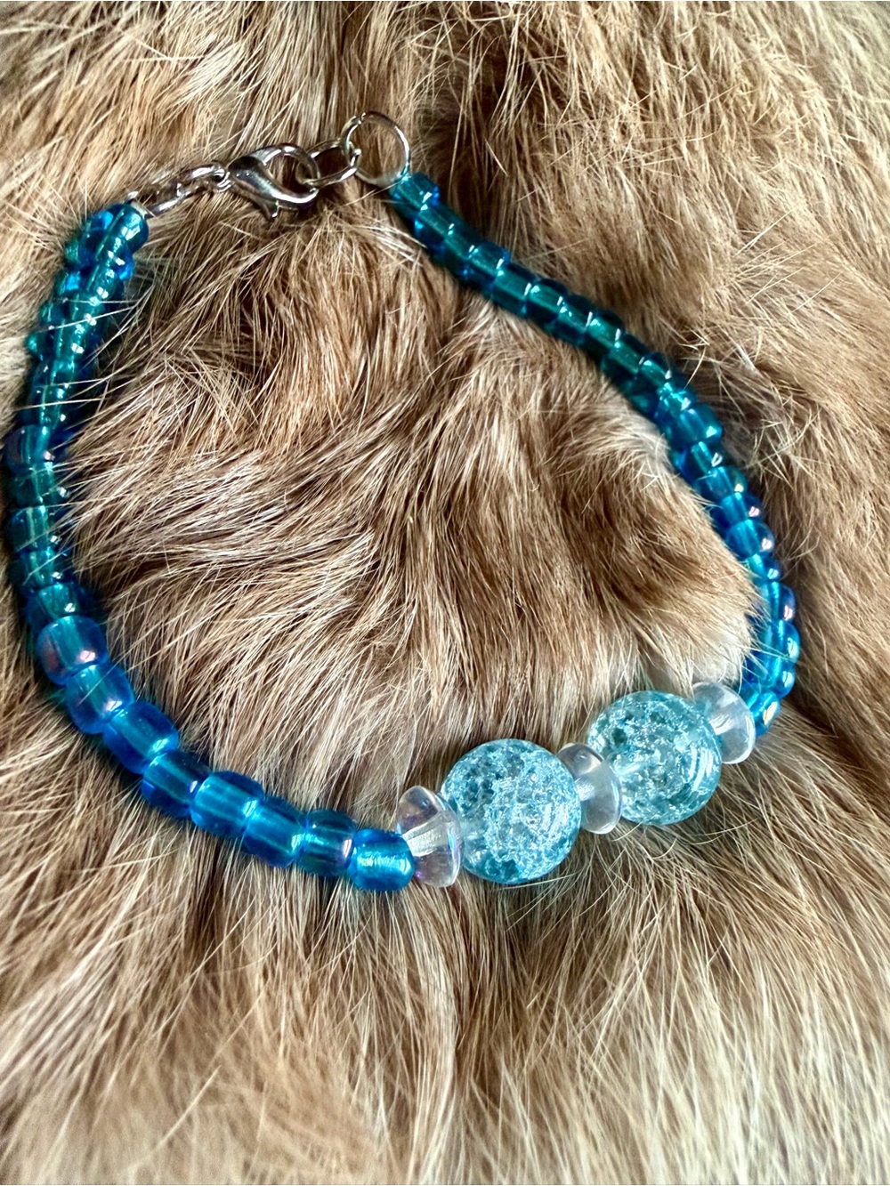 Blue Beaded Bracelet with Crackle Glass Accents